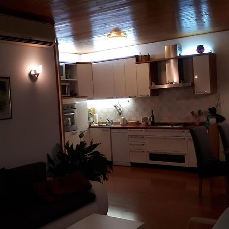 Best4You Apartment - Sea View - 70 M2 - 2 Bedrooms Дубровник Екстер'єр фото